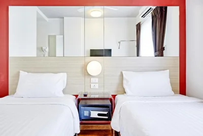 Easy Planet Phuket Patong – 사진 16